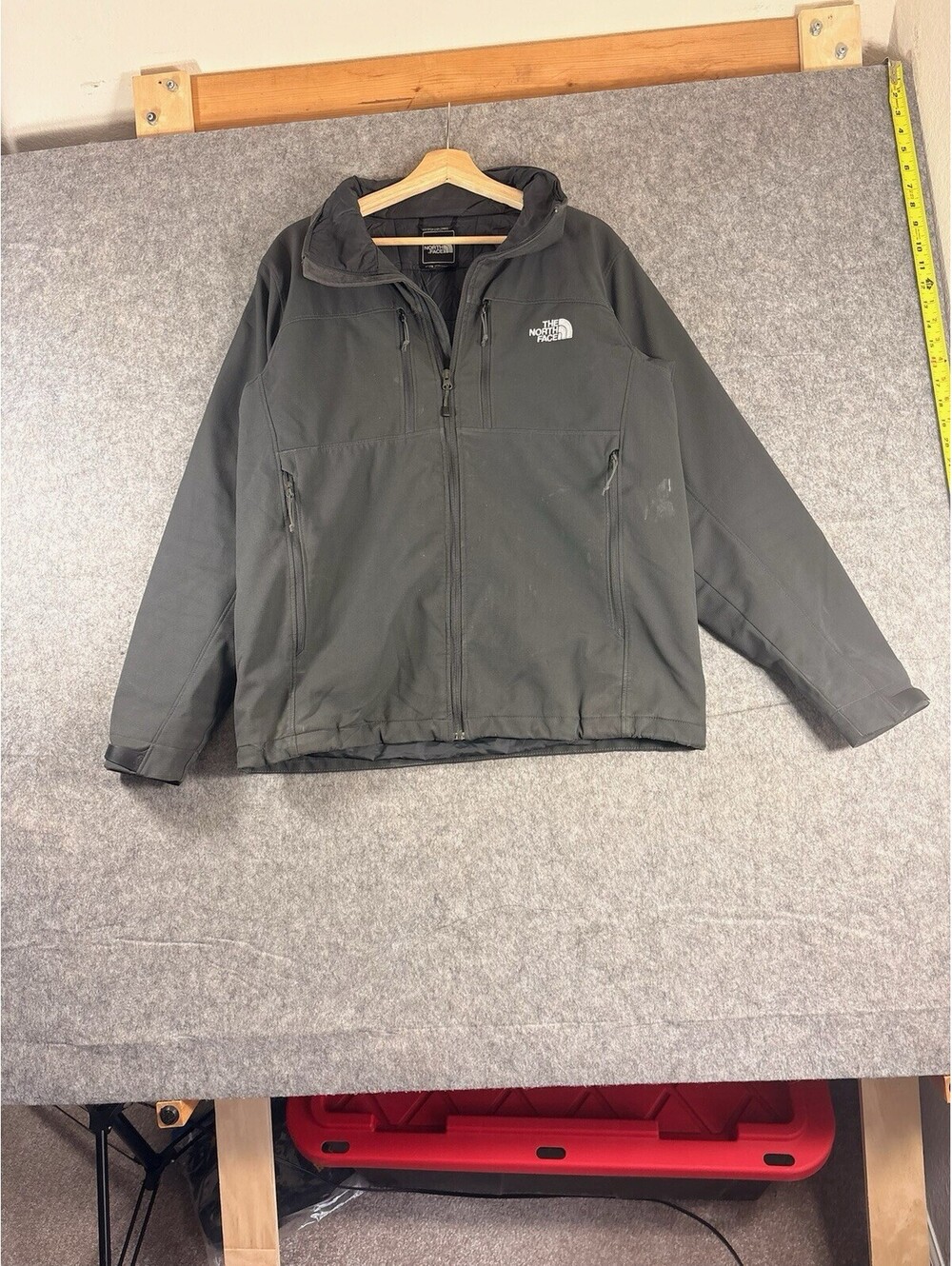 The North Face Soft Shell Gray Full Zip Lined Jacket Mens Size Medium